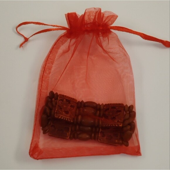 Hawaiian Beaded Wood Bracelet with Engraved Floral Plastic Rectangular Beads - Picture 10 of 10